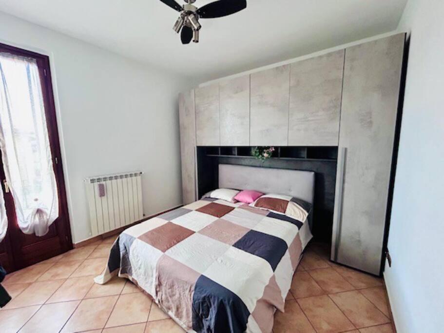 דירות Casa Lucia A Carugo מראה חיצוני תמונה